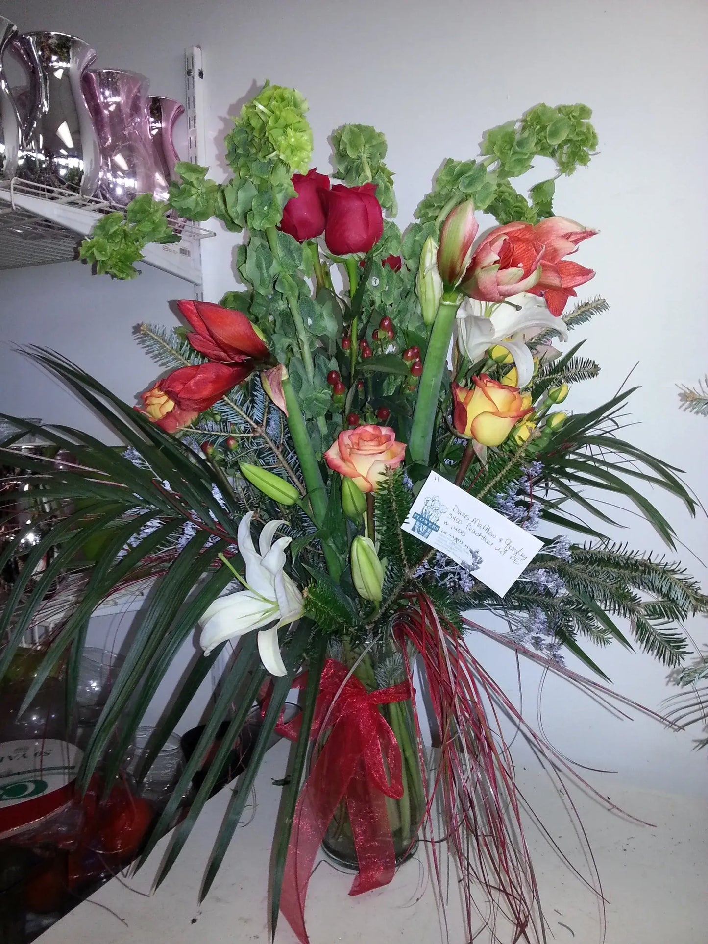 Seasonal Roses w/ Bells R0104 image 0