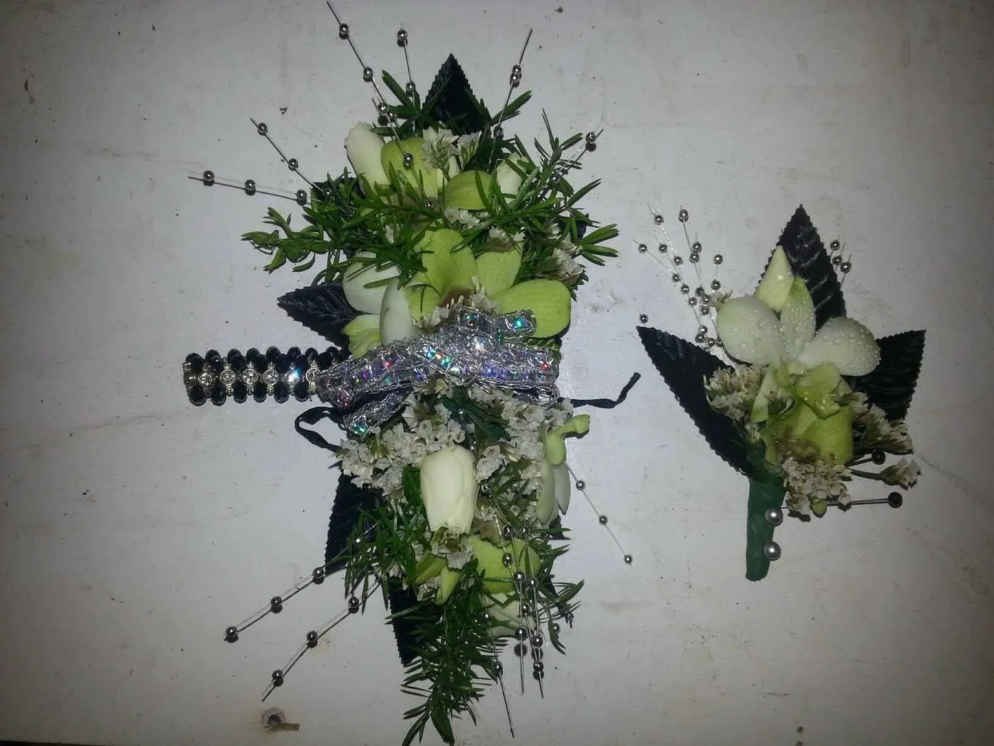 Corsage & Boutonniere W0103 image 0