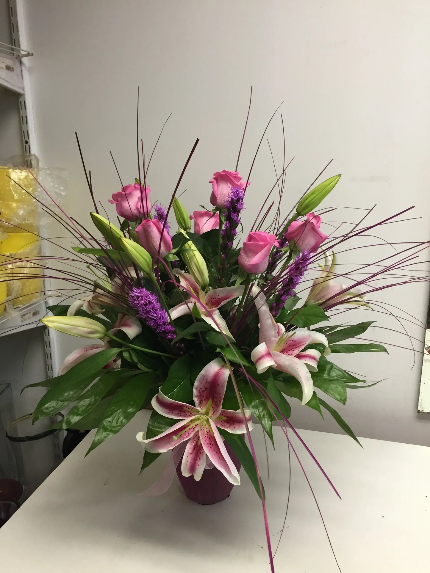 Roses, Lilies, Liatris M0097 image 0