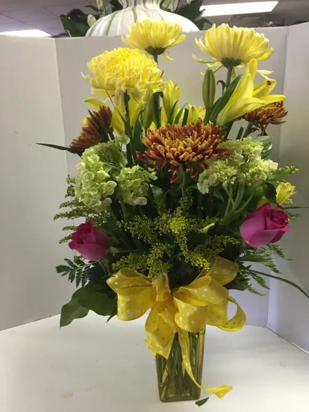 Lilies, Roses, Mums Mix M0177 image 0