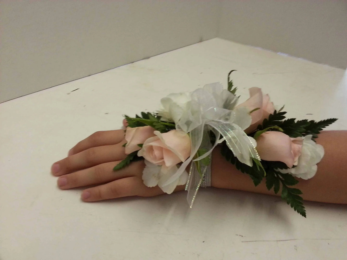 Corsage Pink W0100 image 0
