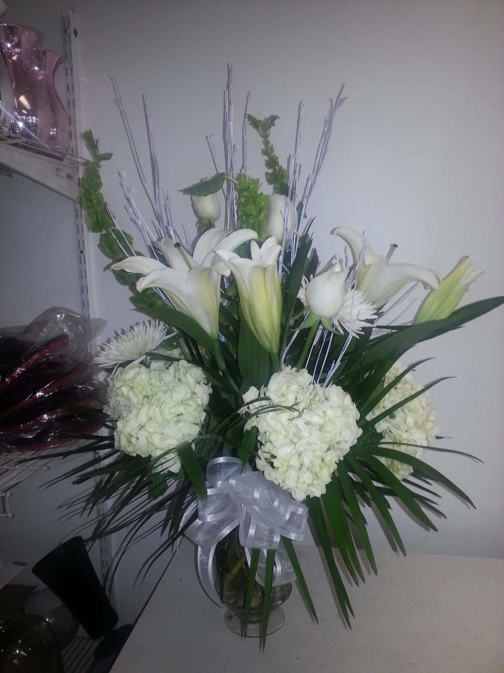 Lilies, Hyd, Bells Mix M0135 image 0