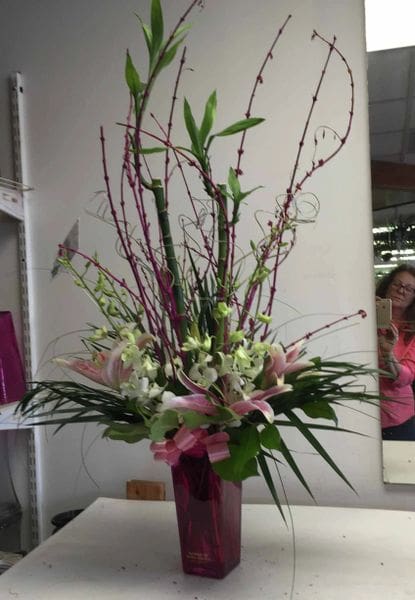 Stargazer Lilies M0121 image 0