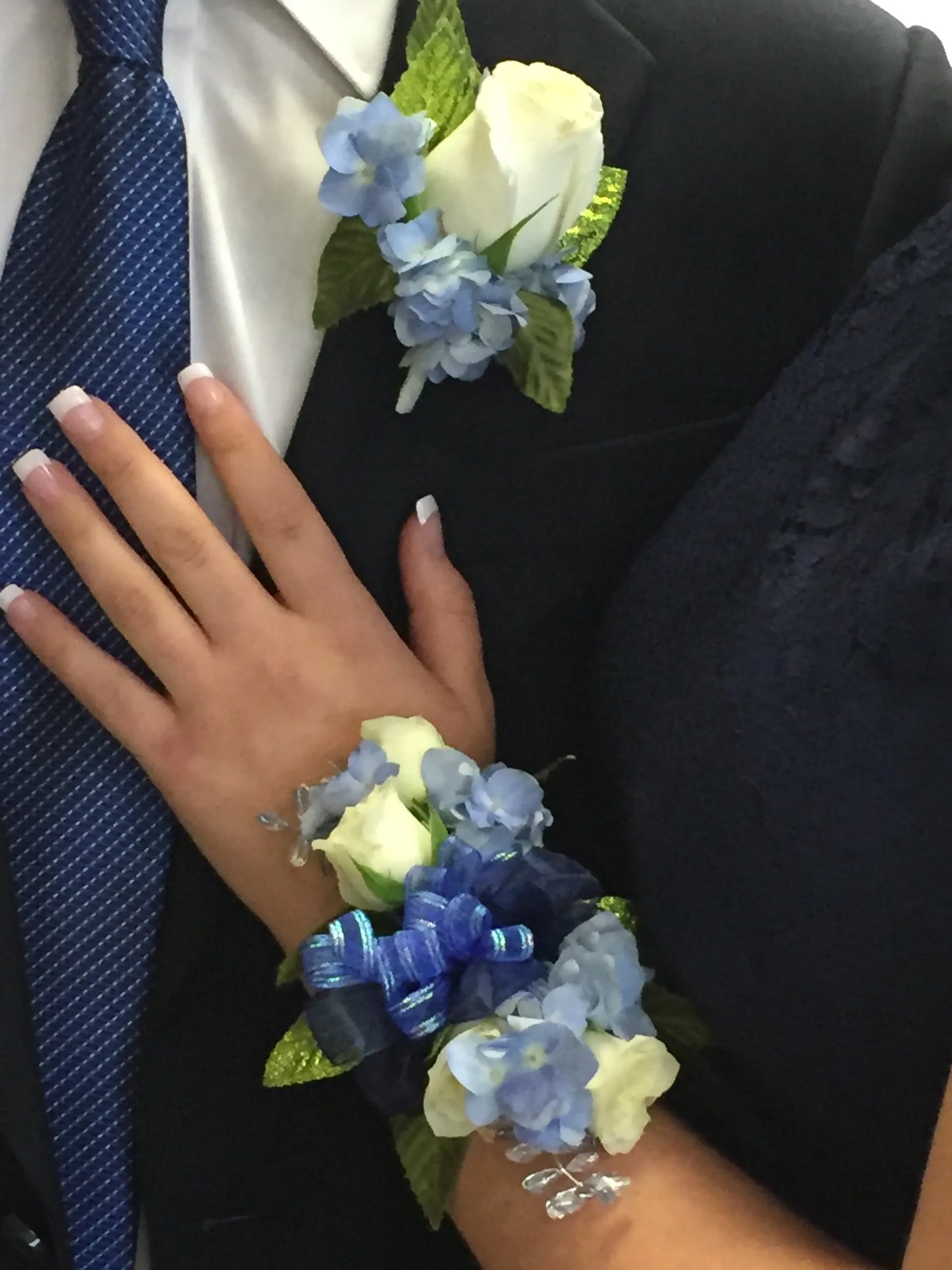 Prom/Hoco Bout. W0129 image 1