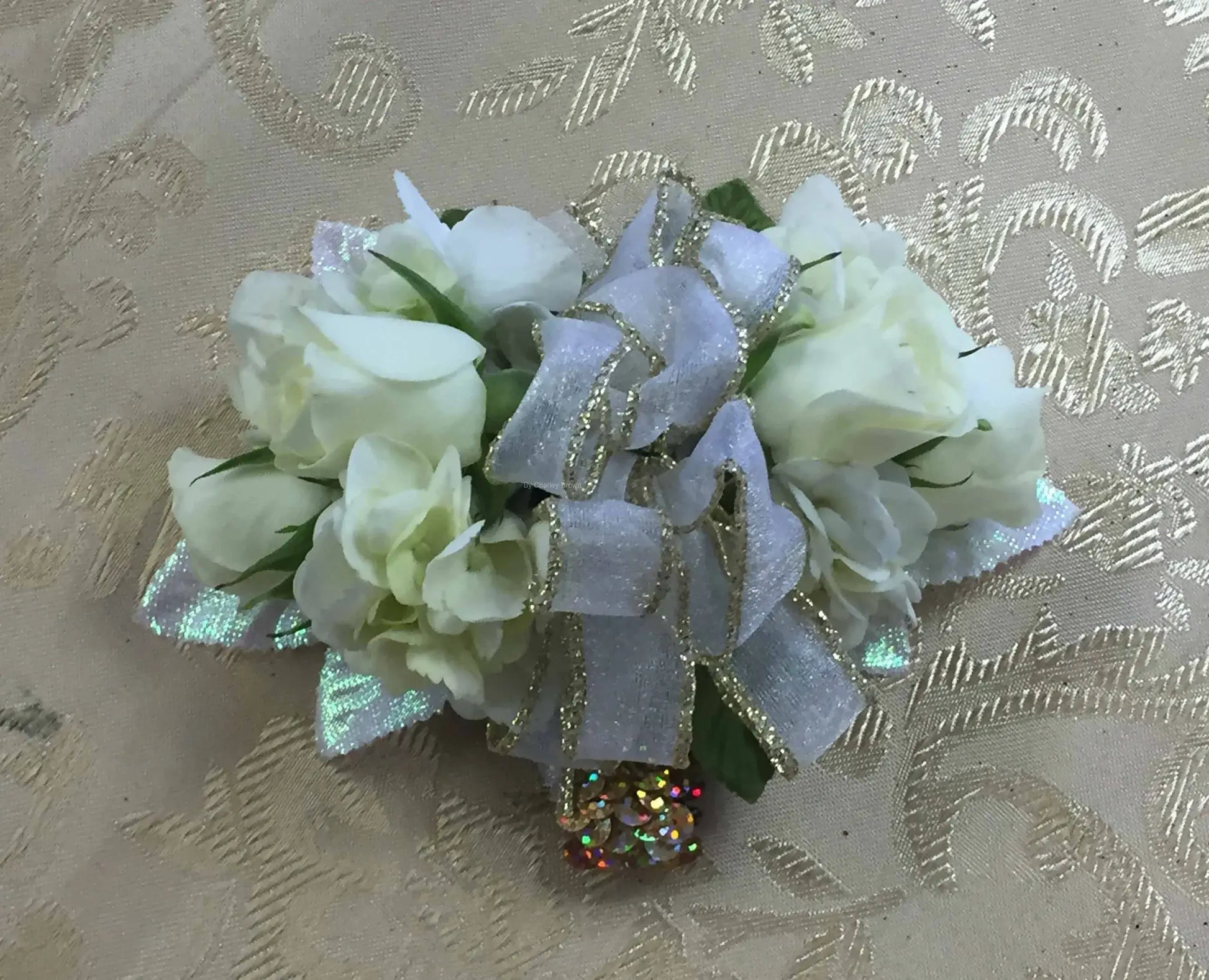 Keepsake Corsage White W0118 image 0