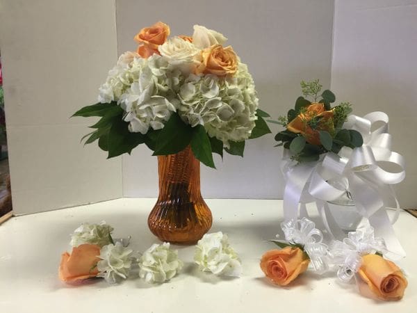 Orange Rose w/ Hyd R0125 image 0