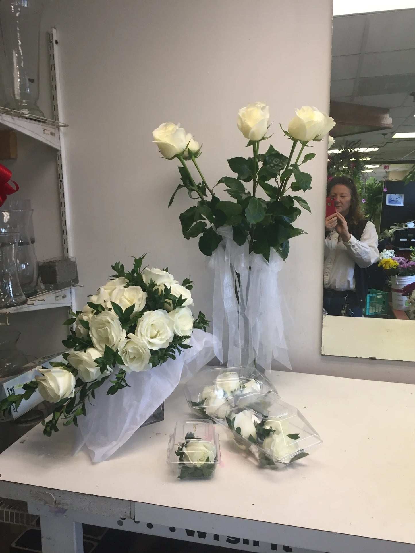 White Rose Wedding Pckg R0100 image 0