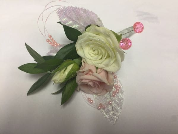 Triple Rose Boutonniere W0093 image 0