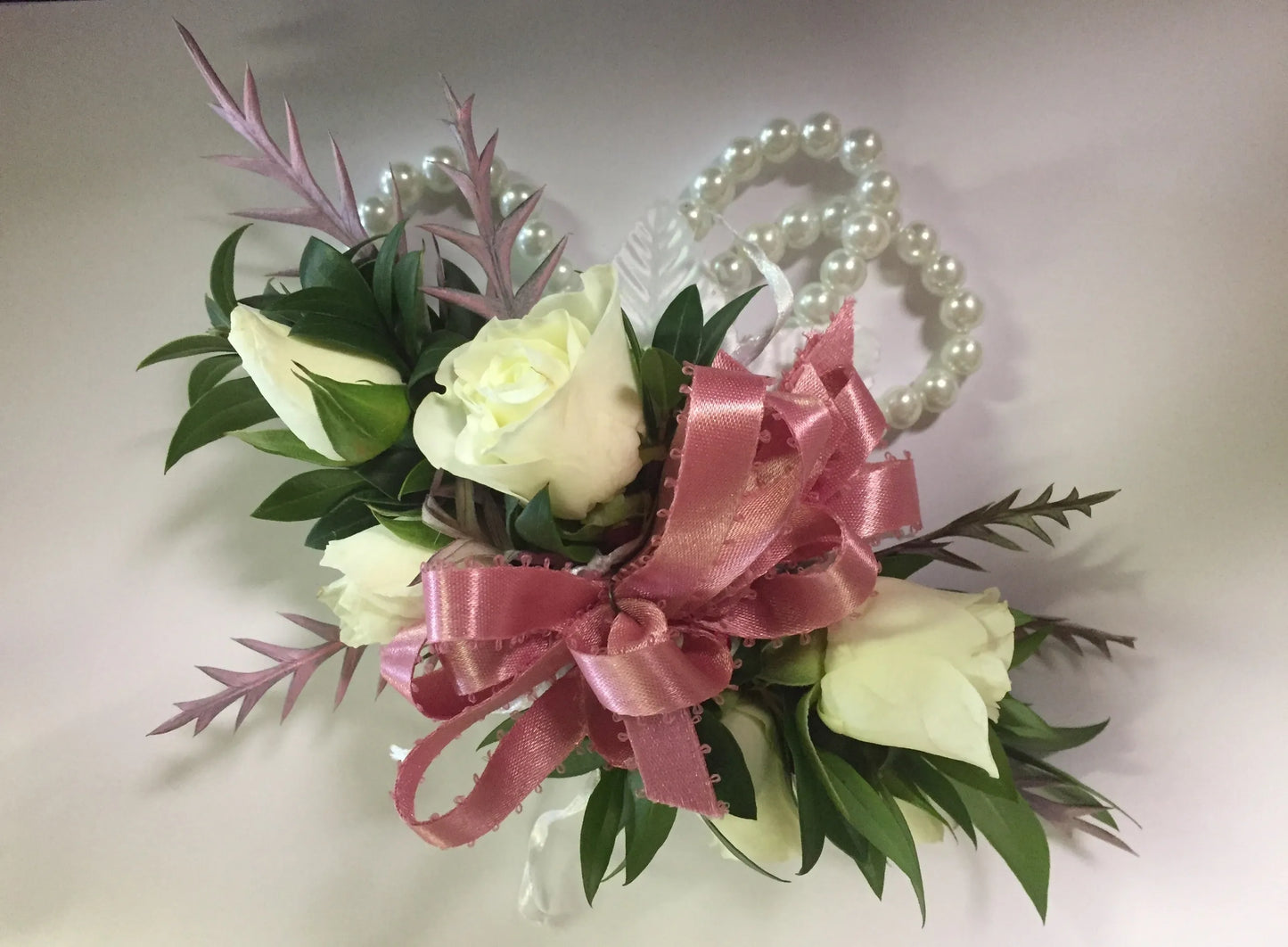 White and Pink Corsage W0099 image 0